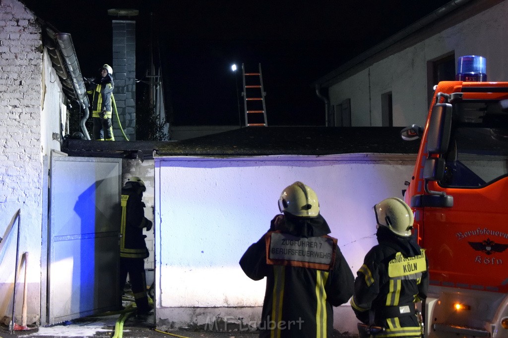 Feuer 2 Koeln Porz Langel Hinter der Kirche P133.JPG - Miklos Laubert